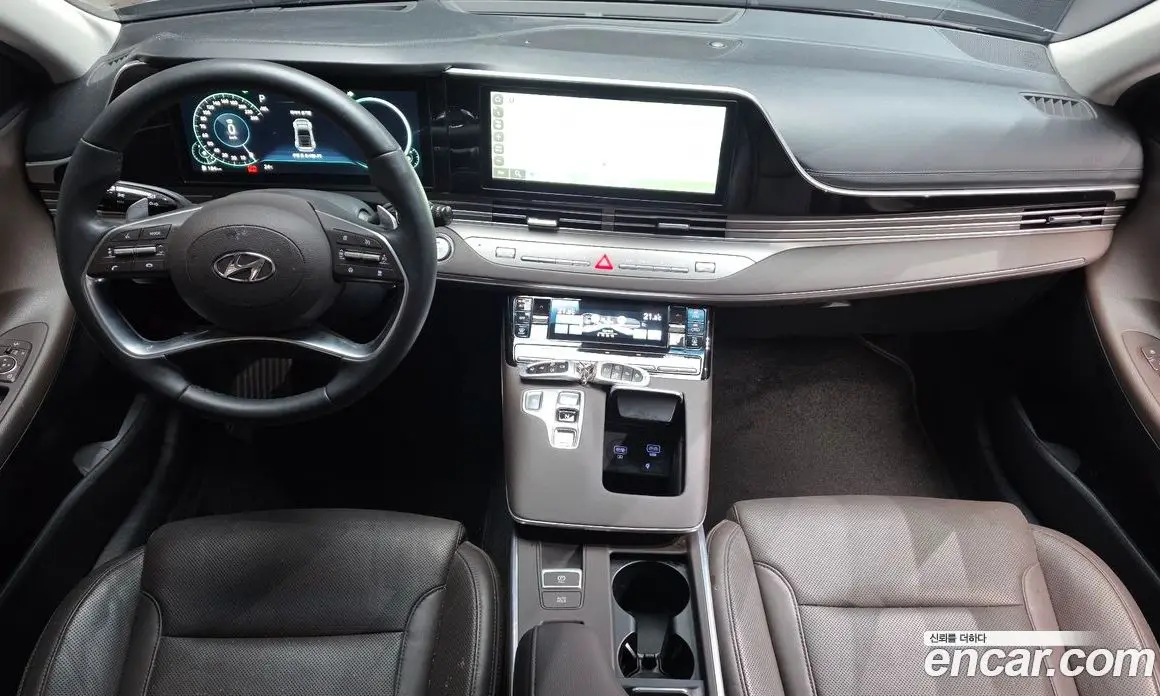 Hyundai Grandeur 2022 2.4 автомат (гидро), фото 10