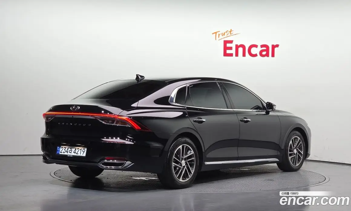 Hyundai Grandeur 2022 2.5 автомат (гидро), фото 2 Hyundai Grandeur 2022 2.5 автомат (гидро), фото 2