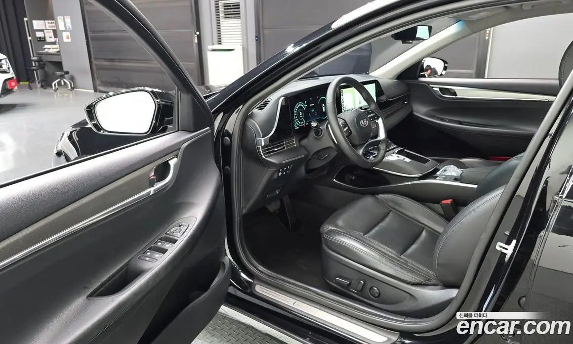 Hyundai Grandeur 2022 2.5 автомат (гидро), фото 13 Hyundai Grandeur 2022 2.5 автомат (гидро), фото 13