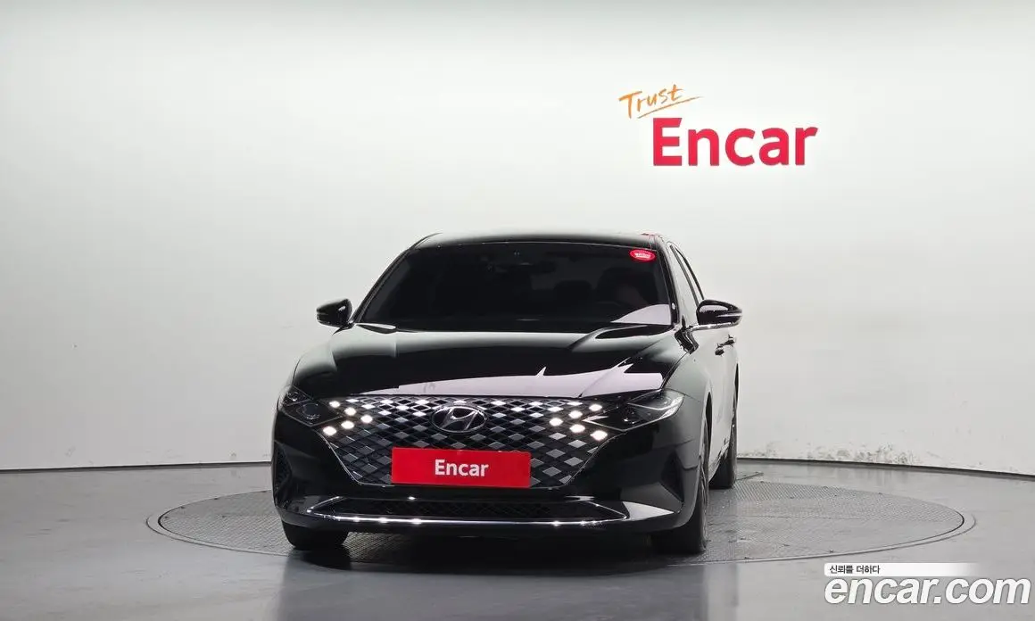 Hyundai Grandeur 2022 2.5 автомат (гидро), фото 3 Hyundai Grandeur 2022 2.5 автомат (гидро), фото 3