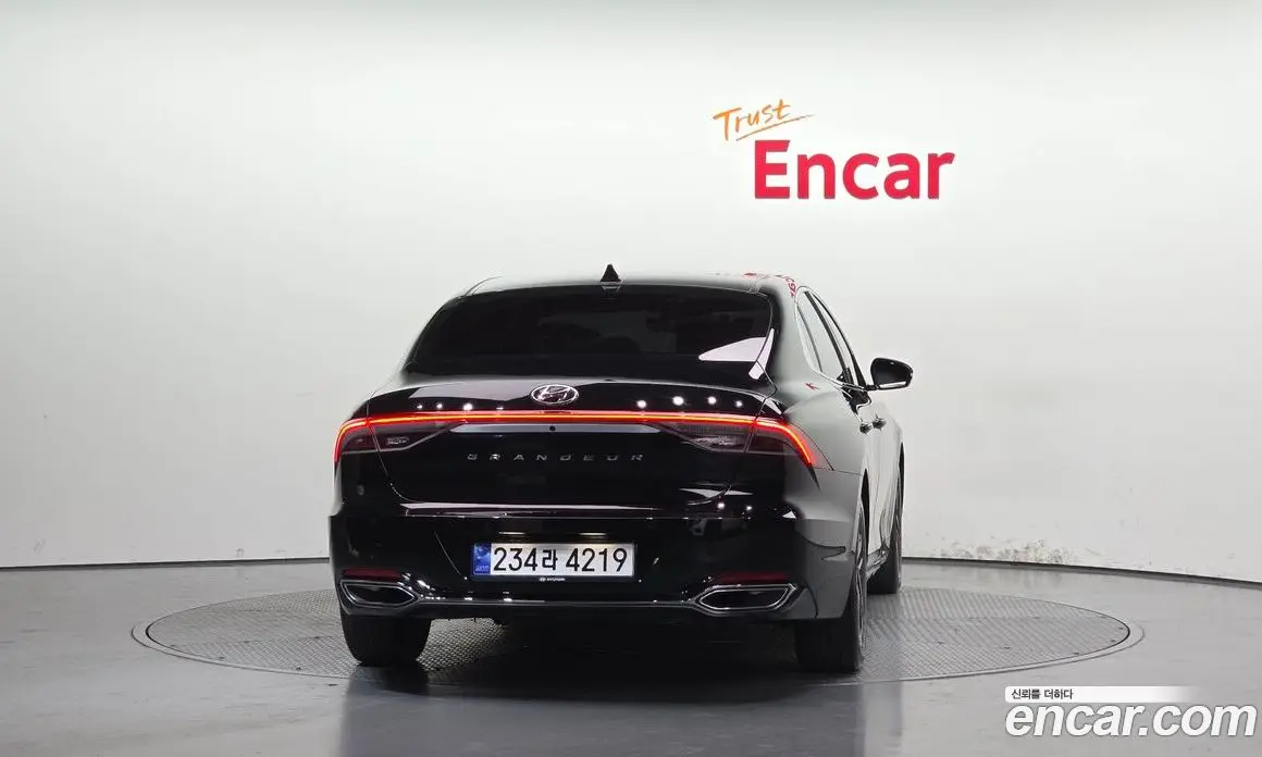 Hyundai Grandeur 2022 2.5 автомат (гидро), фото 4 Hyundai Grandeur 2022 2.5 автомат (гидро), фото 4