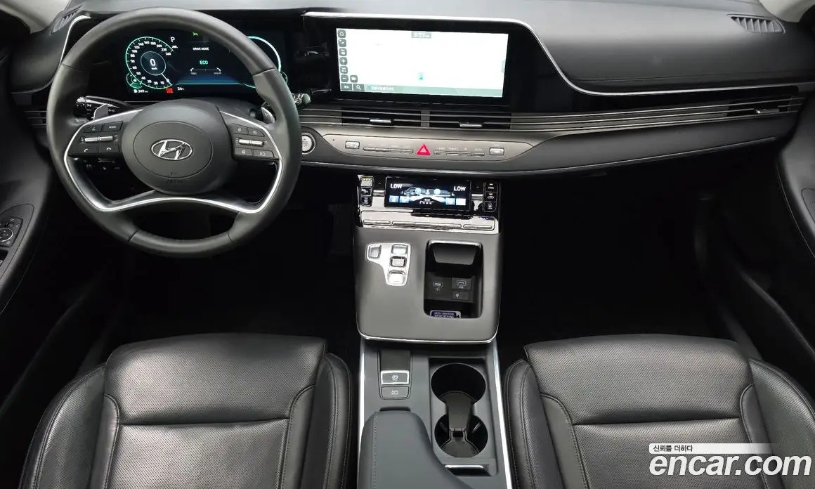 Hyundai Grandeur 2022 2.5 автомат (гидро), фото 10 Hyundai Grandeur 2022 2.5 автомат (гидро), фото 10