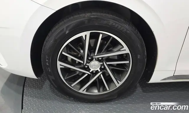 Hyundai Grandeur 2022 3.0 автомат (гидро), миниатюра 5