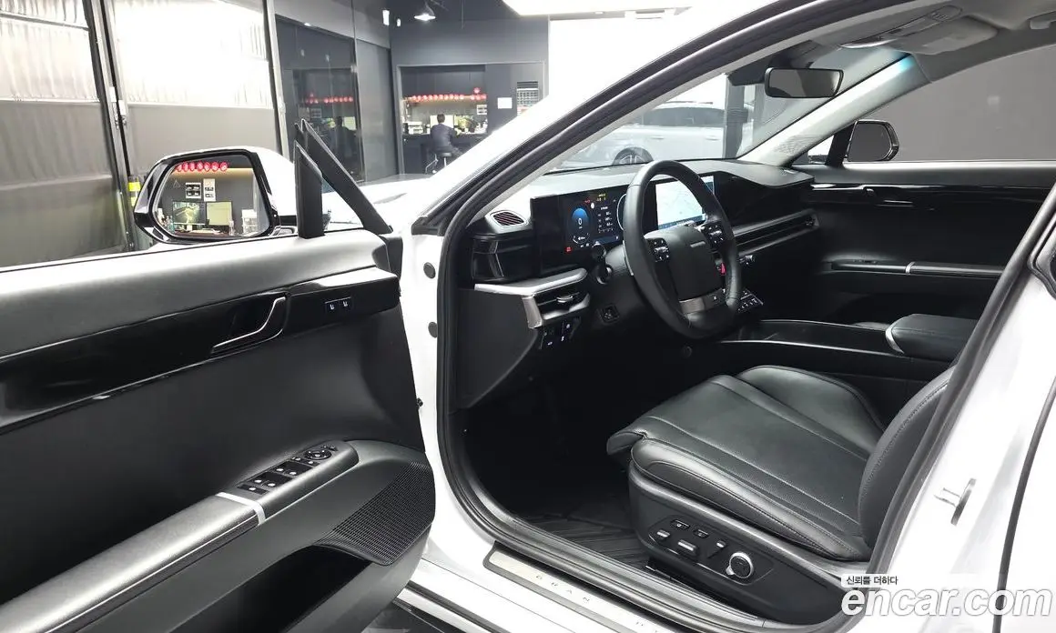 Hyundai Grandeur 2024 3.5 автомат (гидро), фото 13