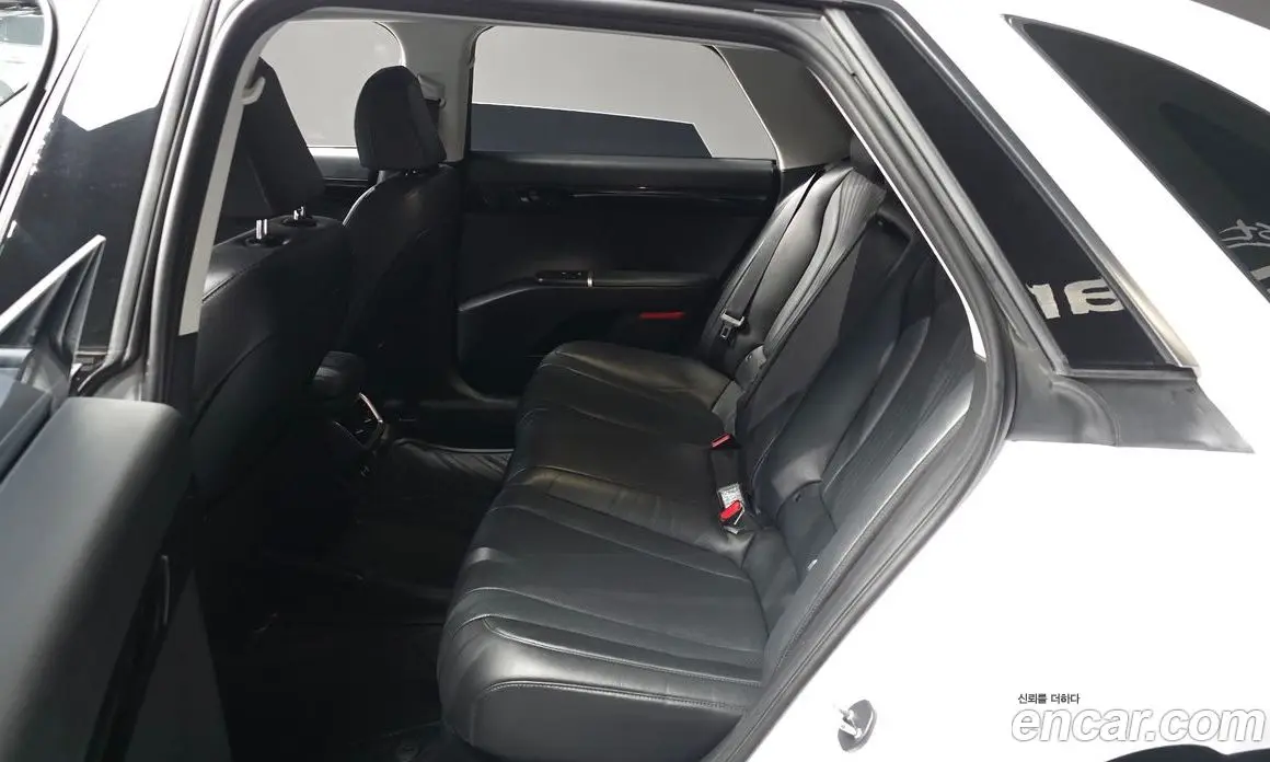 Hyundai Grandeur 2024 3.5 автомат (гидро), фото 16
