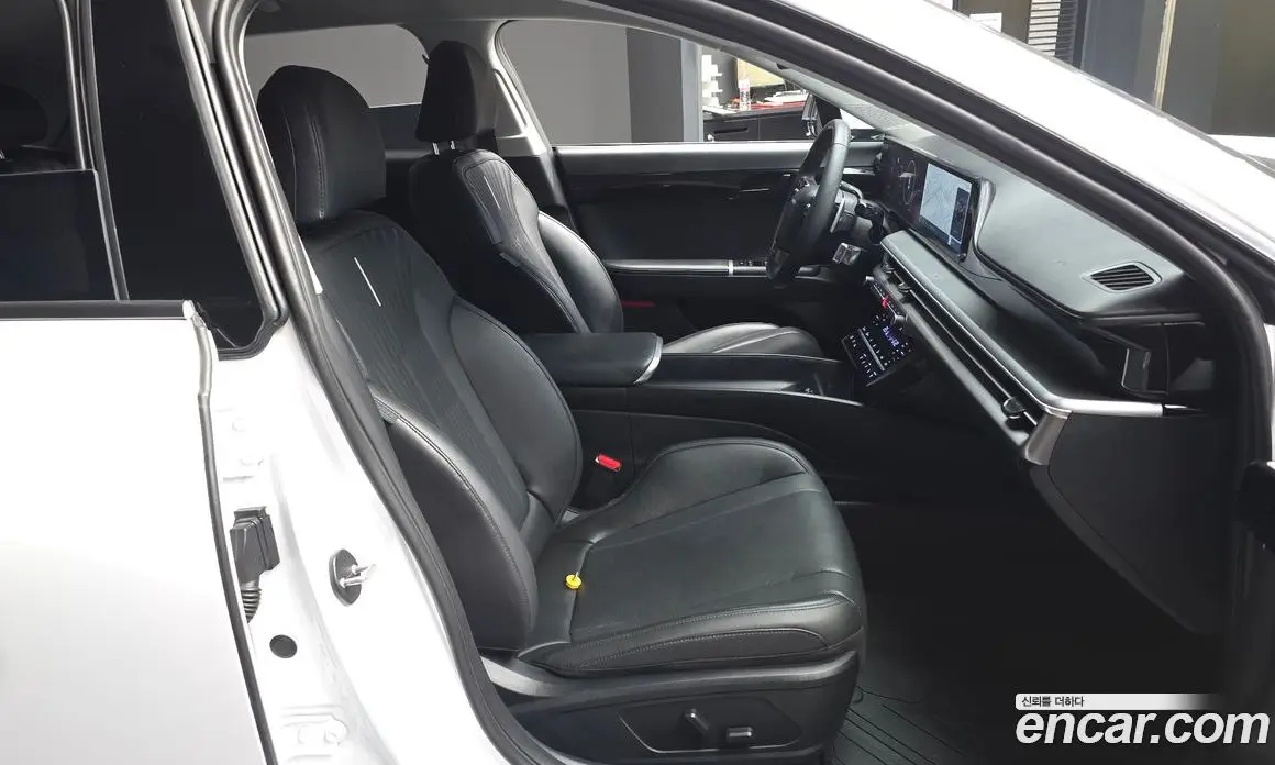 Hyundai Grandeur 2024 3.5 автомат (гидро), фото 17