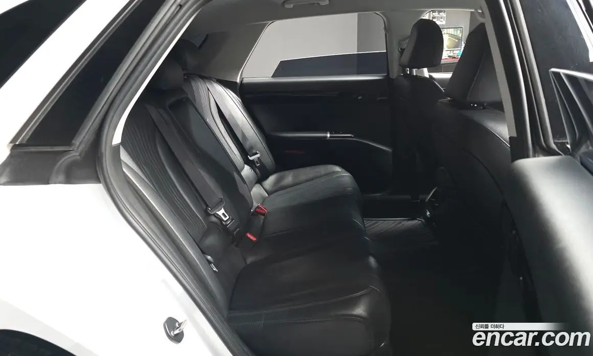 Hyundai Grandeur 2024 3.5 автомат (гидро), фото 18