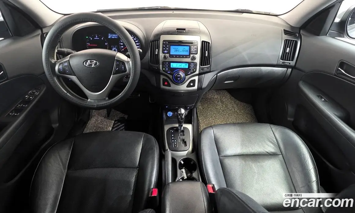 Hyundai i30 2011 1.6 автомат (гидро), фото 7 Hyundai i30 2011 1.6 автомат (гидро), фото 7