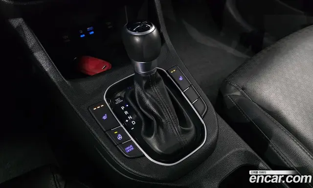 Hyundai i30 2018 1.4 автомат (гидро), миниатюра 12