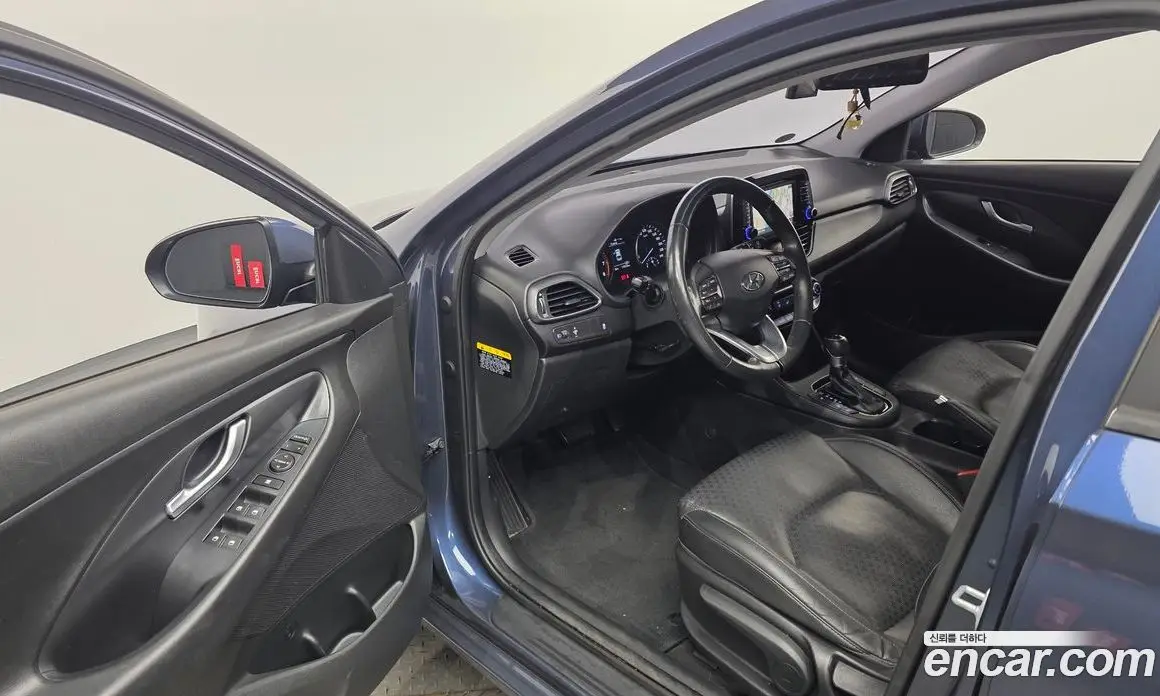 Hyundai i30 2018 1.4 автомат (гидро), фото 13