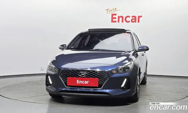 Hyundai i30 2018 1.4 автомат (гидро), миниатюра 3
