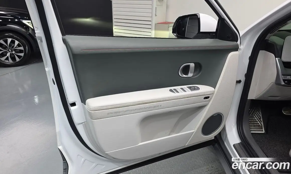 Hyundai Ioniq 5 2022 0.1 автомат (гидро), фото 14 Hyundai Ioniq 5 2022 0.1 автомат (гидро), фото 14