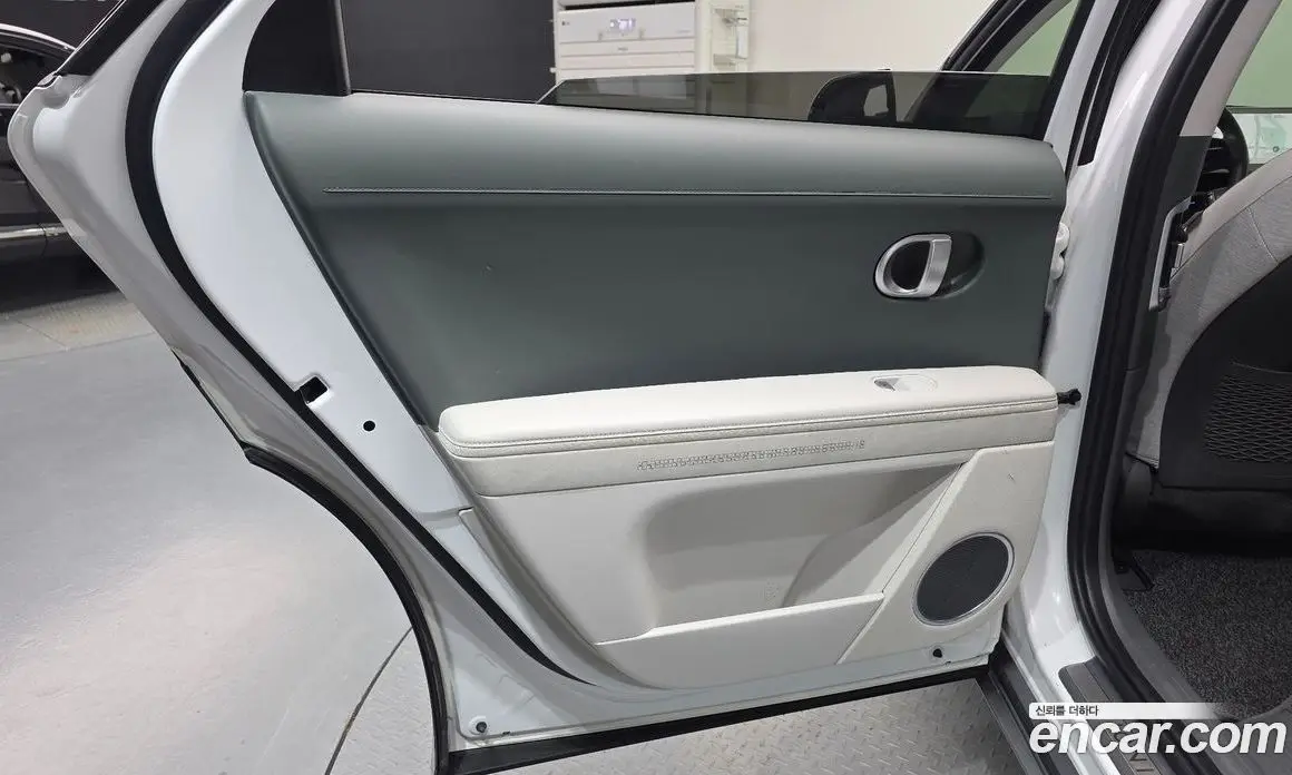 Hyundai Ioniq 5 2022 0.1 автомат (гидро), фото 15 Hyundai Ioniq 5 2022 0.1 автомат (гидро), фото 15