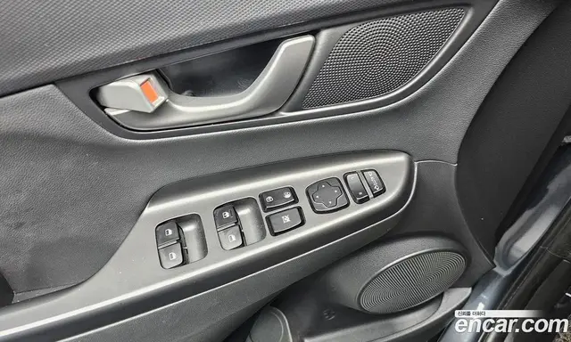 Hyundai Kona 2020 1.6 автомат (гидро), миниатюра 12
