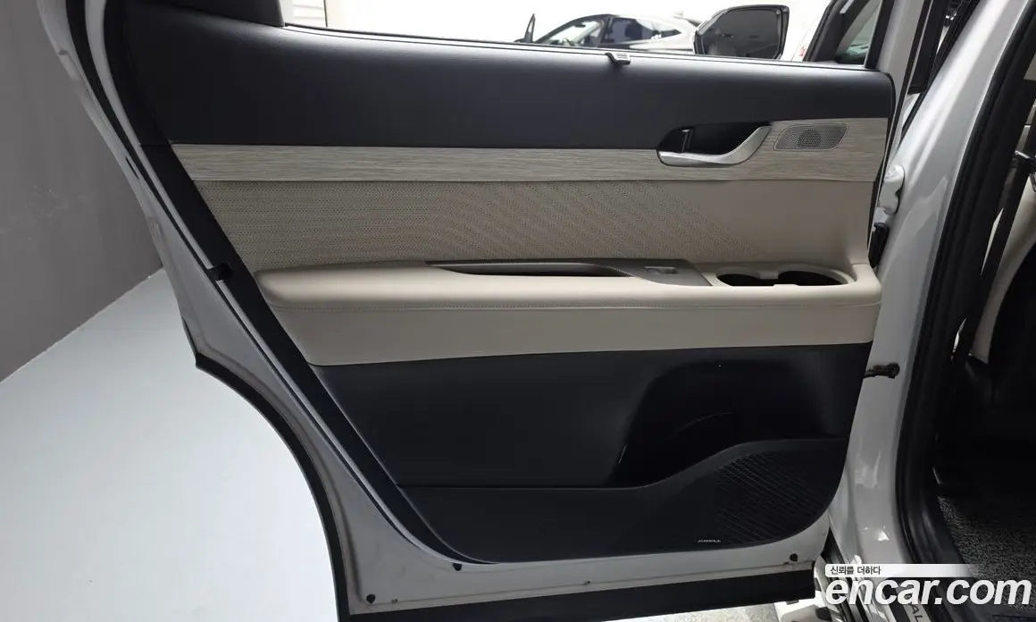 Hyundai Palisade 2023 2.2 автомат (гидро), фото 15