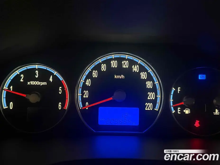 Hyundai Santa Fe 2006 2.2 автомат (гидро), фото 8