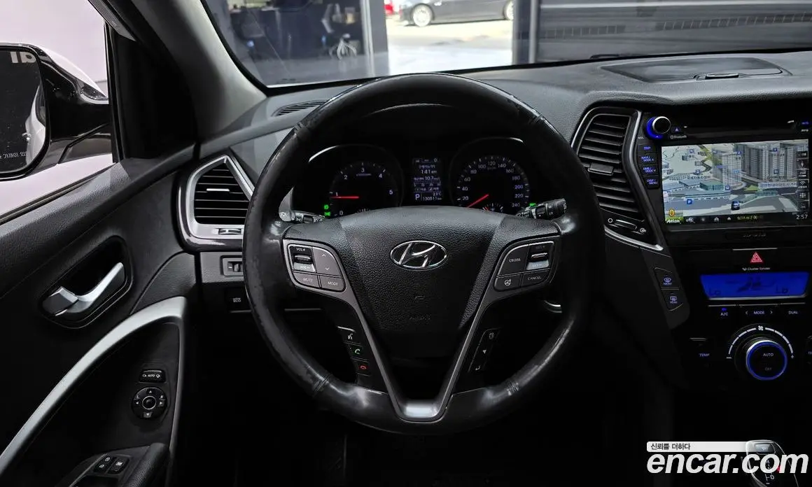 Hyundai Santa Fe 2013 2.0 автомат (гидро), фото 13