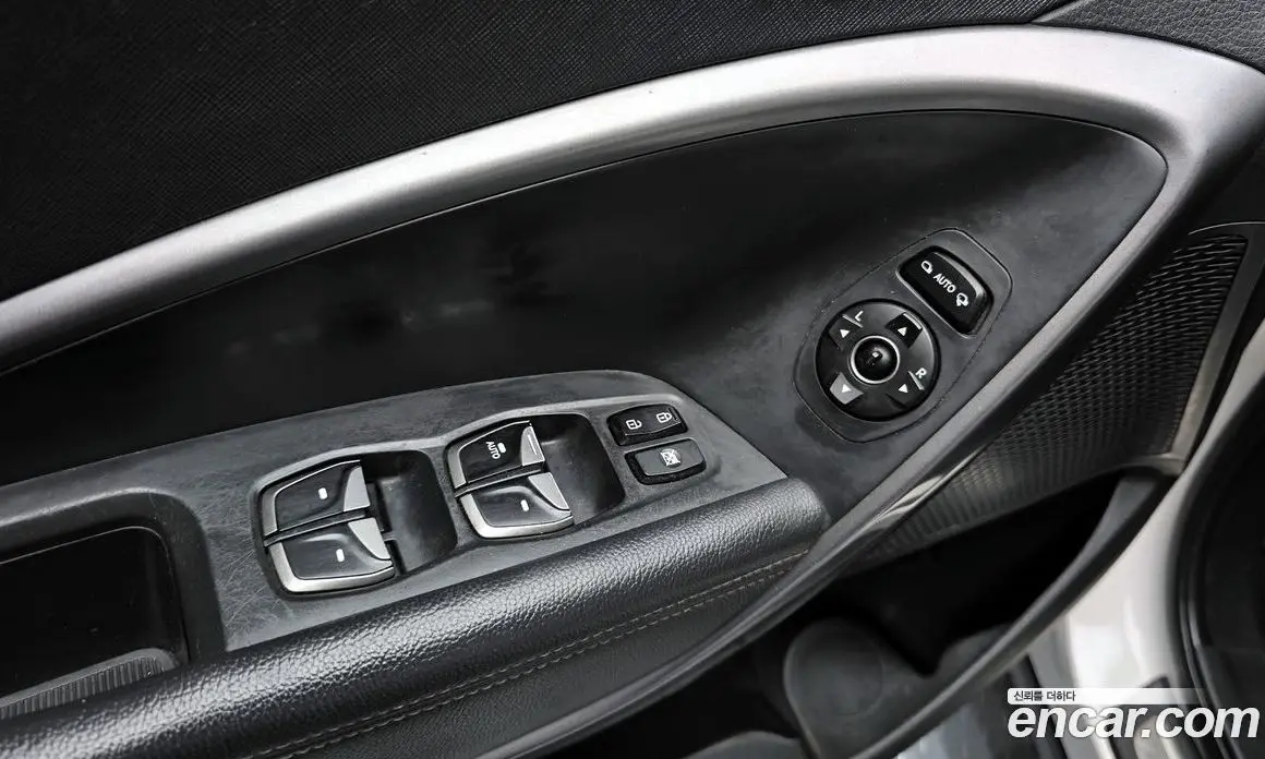 Hyundai Santa Fe 2013 2.0 автомат (гидро), фото 18