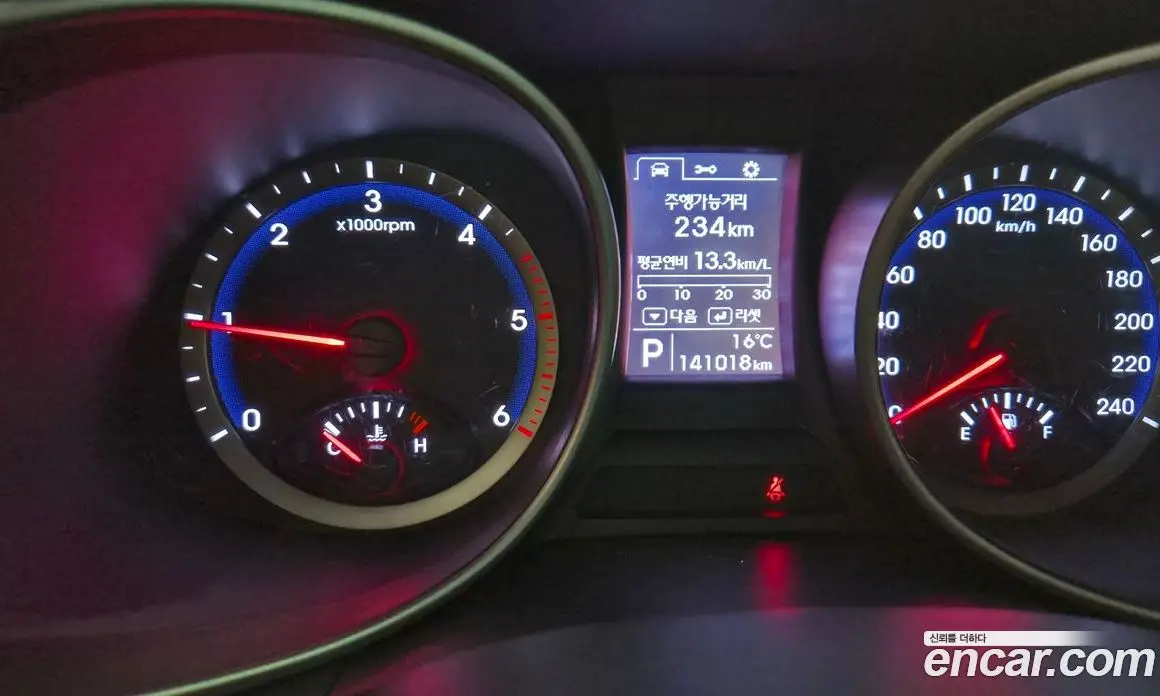 Hyundai Santa Fe 2013 2.0 автомат (гидро), фото 7