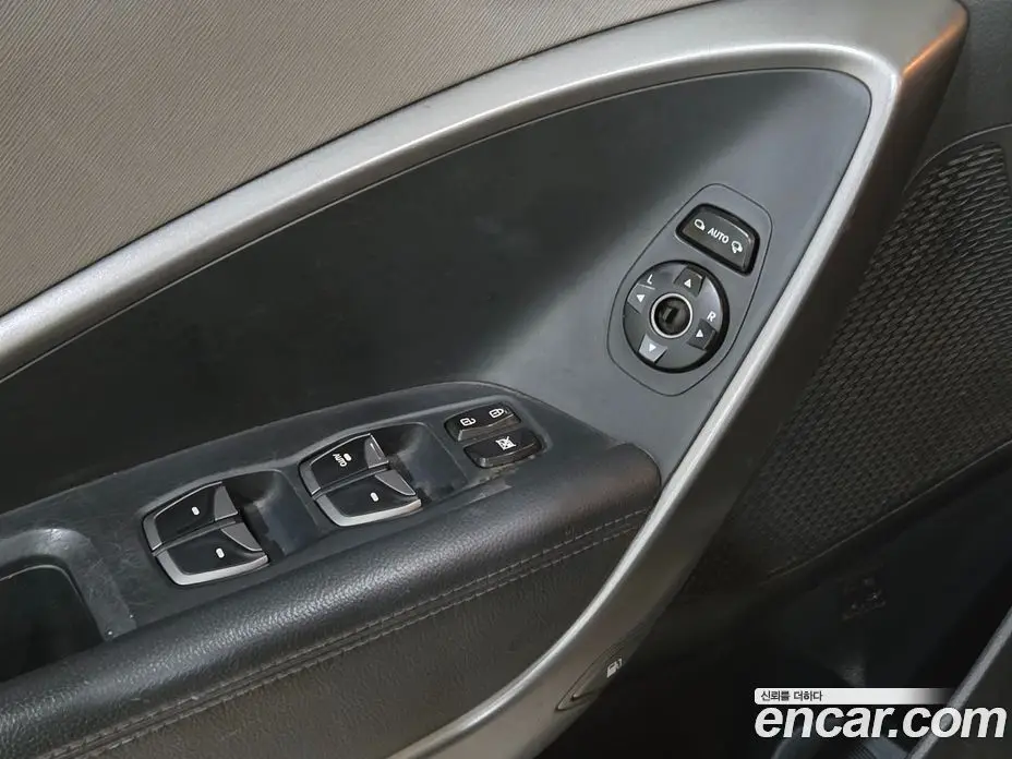 Hyundai Santa Fe 2014 2.0 автомат (гидро), фото 14