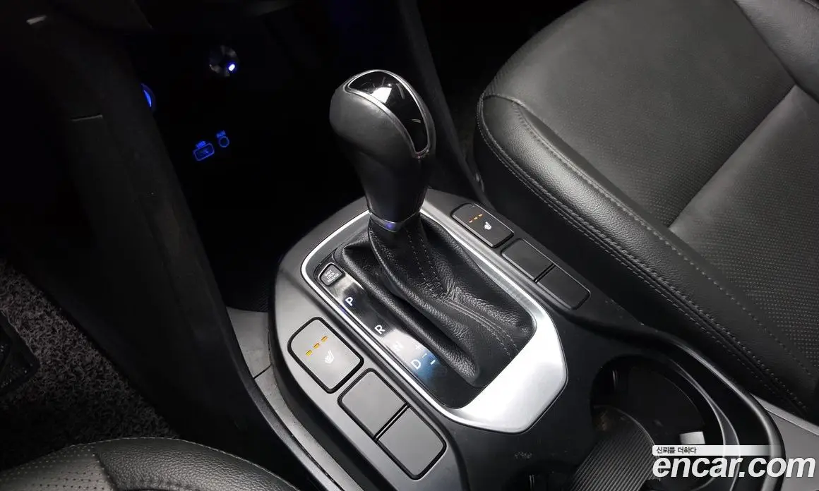 Hyundai Santa Fe 2016 2.0 автомат (гидро), фото 12 Hyundai Santa Fe 2016 2.0 автомат (гидро), фото 12