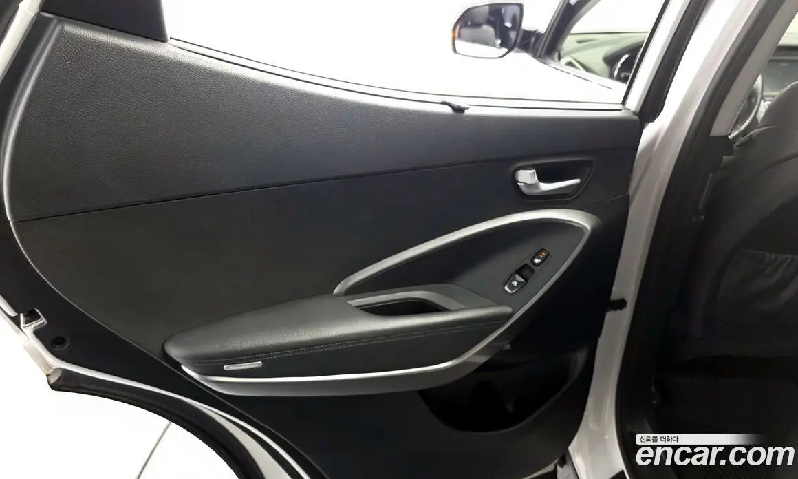 Hyundai Santa Fe 2017 2.0 автомат (гидро), фото 15