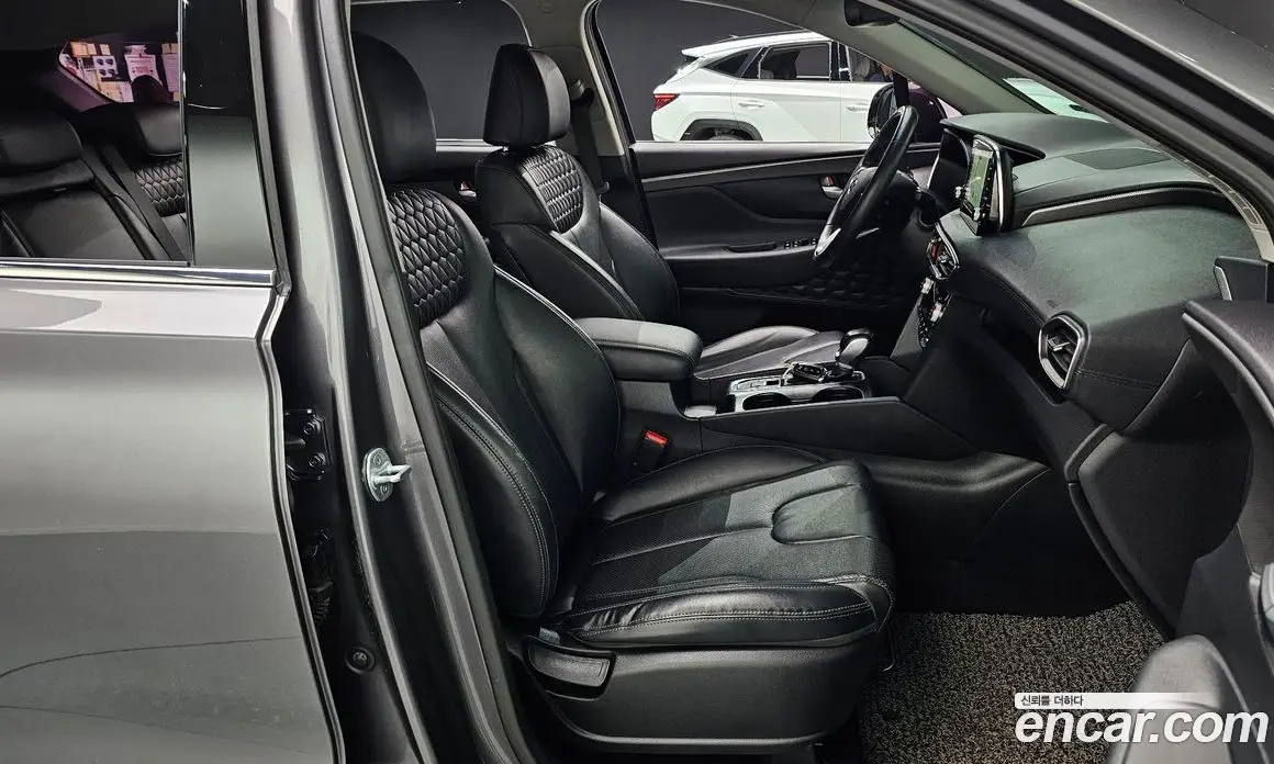Hyundai Santa Fe 2018 2.0 автомат (гидро), фото 15