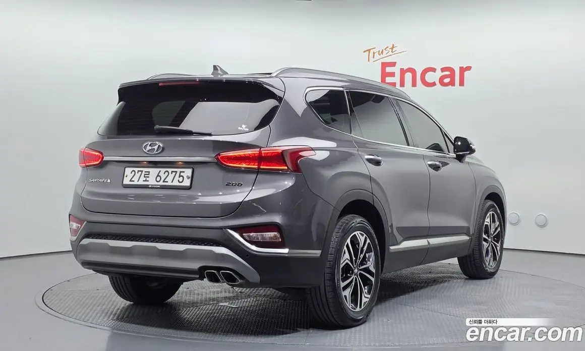 Hyundai Santa Fe 2018 2.0 автомат (гидро), фото 2 Hyundai Santa Fe 2018 2.0 автомат (гидро), фото 2