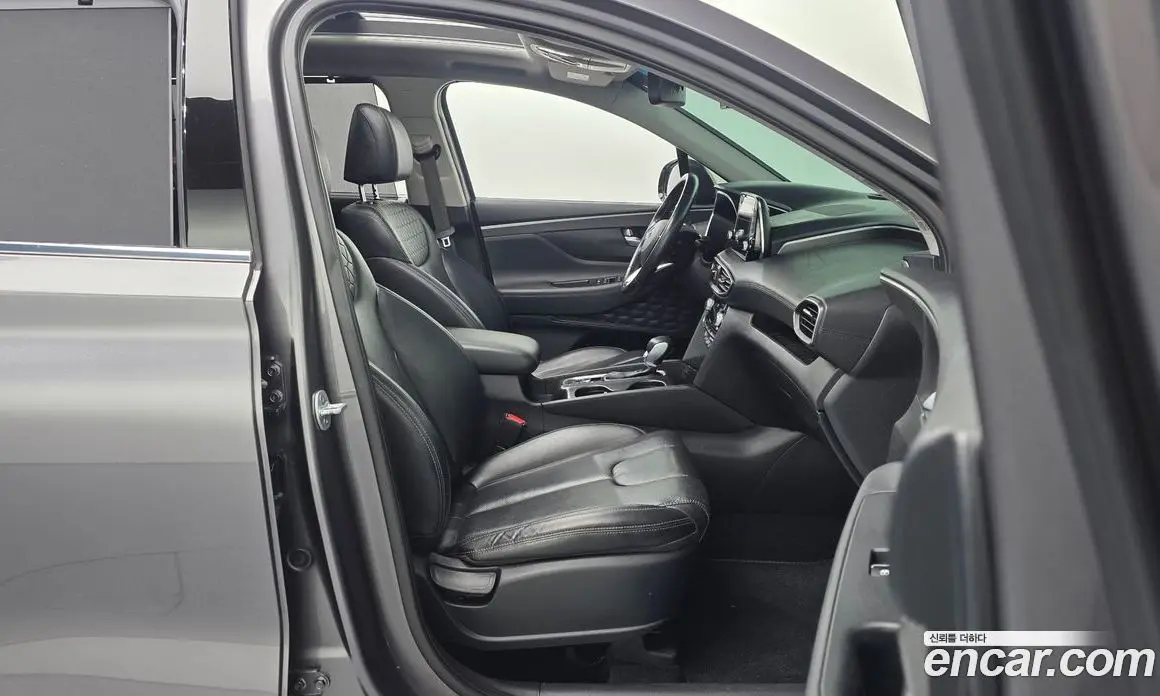 Hyundai Santa Fe 2018 2.0 автомат (гидро), фото 16 Hyundai Santa Fe 2018 2.0 автомат (гидро), фото 16