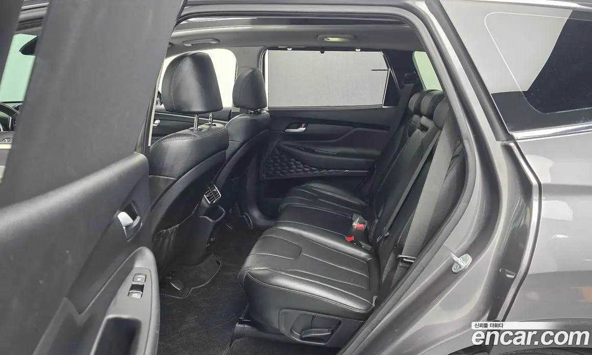 Hyundai Santa Fe 2018 2.0 автомат (гидро), фото 18 Hyundai Santa Fe 2018 2.0 автомат (гидро), фото 18