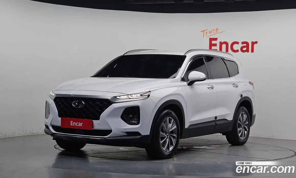 Hyundai Santa Fe 2018 2.0 автомат (гидро), фото 1 Hyundai Santa Fe 2018 2.0 автомат (гидро), фото 1