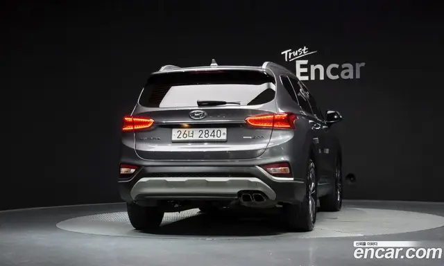Hyundai Santa Fe 2018 2.0 автомат (гидро), миниатюра 4