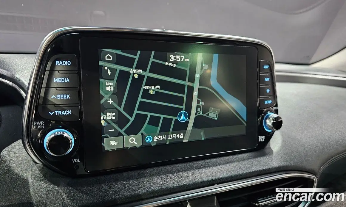 Hyundai Santa Fe 2019 2.0 автомат (гидро), фото 14