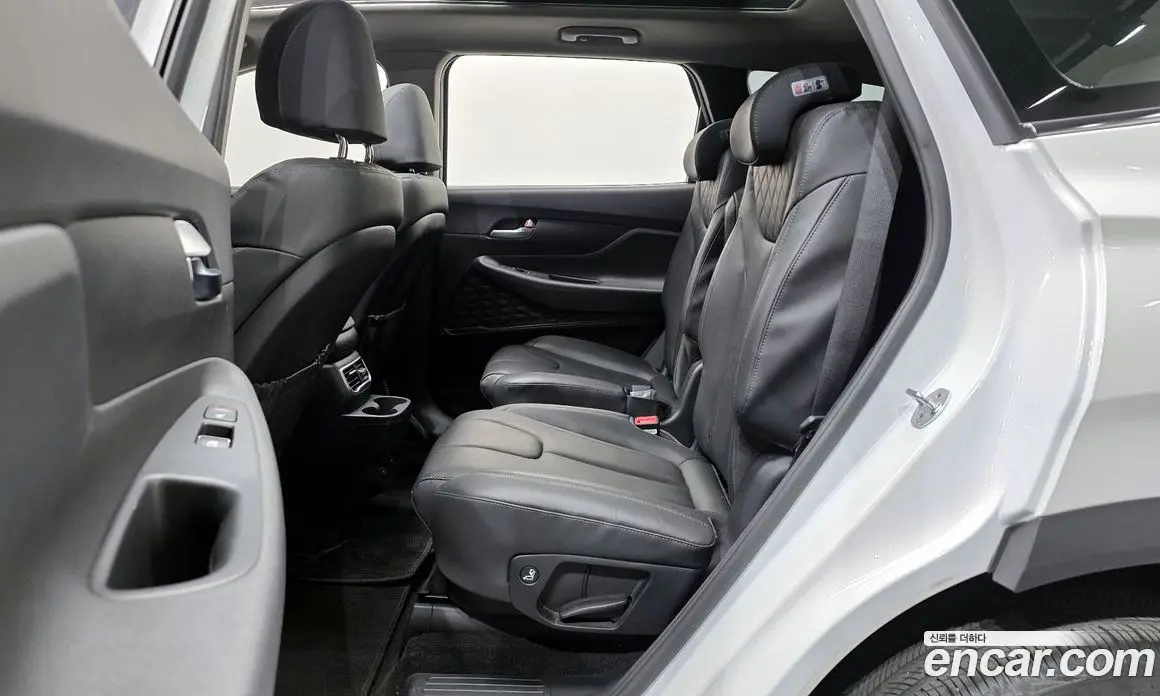 Hyundai Santa Fe 2022 2.2 автомат (гидро), фото 11 Hyundai Santa Fe 2022 2.2 автомат (гидро), фото 11