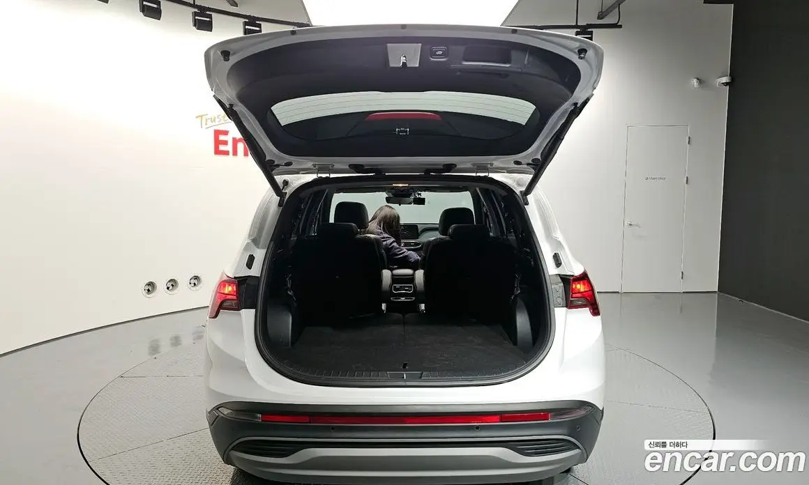 Hyundai Santa Fe 2022 2.2 автомат (гидро), фото 20 Hyundai Santa Fe 2022 2.2 автомат (гидро), фото 20