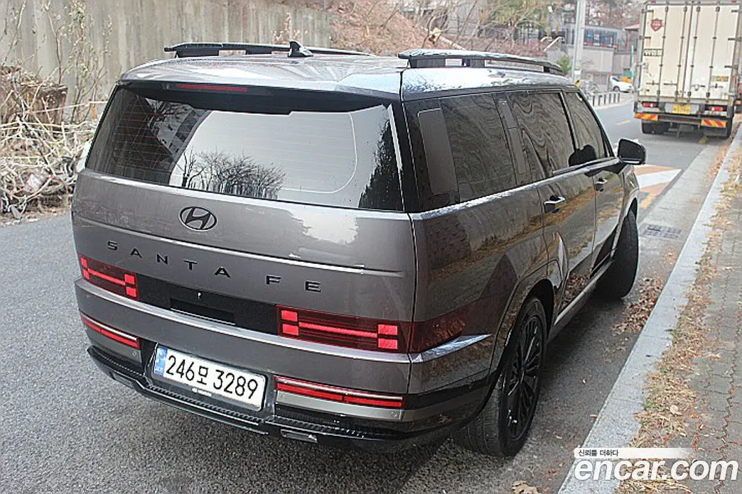 Hyundai Santa Fe 2024 1.6 автомат (гидро), фото 4
