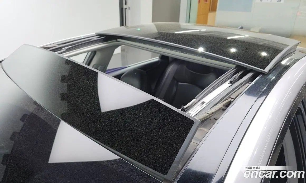 Hyundai Sonata 2011 2.0 автомат (гидро), фото 14