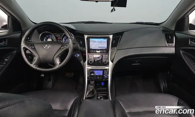 Hyundai Sonata 2011 2.0 автомат (гидро), миниатюра 7