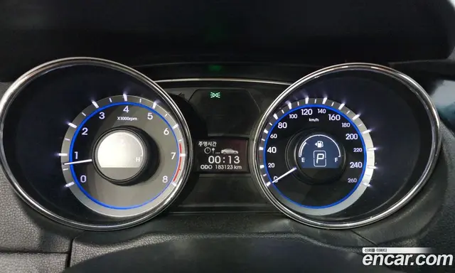 Hyundai Sonata 2011 2.0 автомат (гидро), миниатюра 8