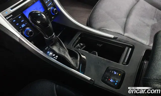 Hyundai Sonata 2011 2.0 автомат (гидро), миниатюра 9
