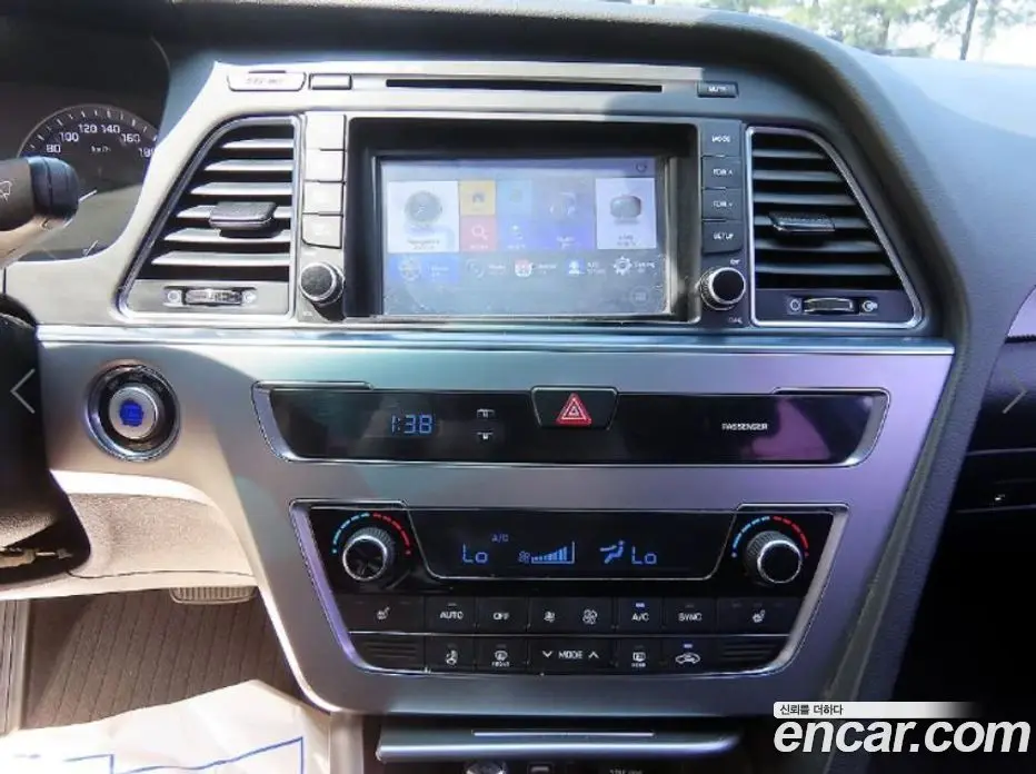 Hyundai Sonata 2014 2.0 автомат (гидро), фото 14