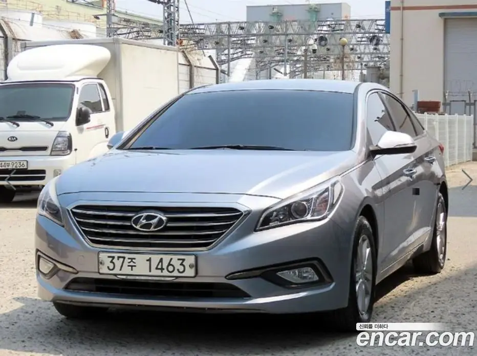 Hyundai Sonata 2014 2.0 автомат (гидро), фото 3