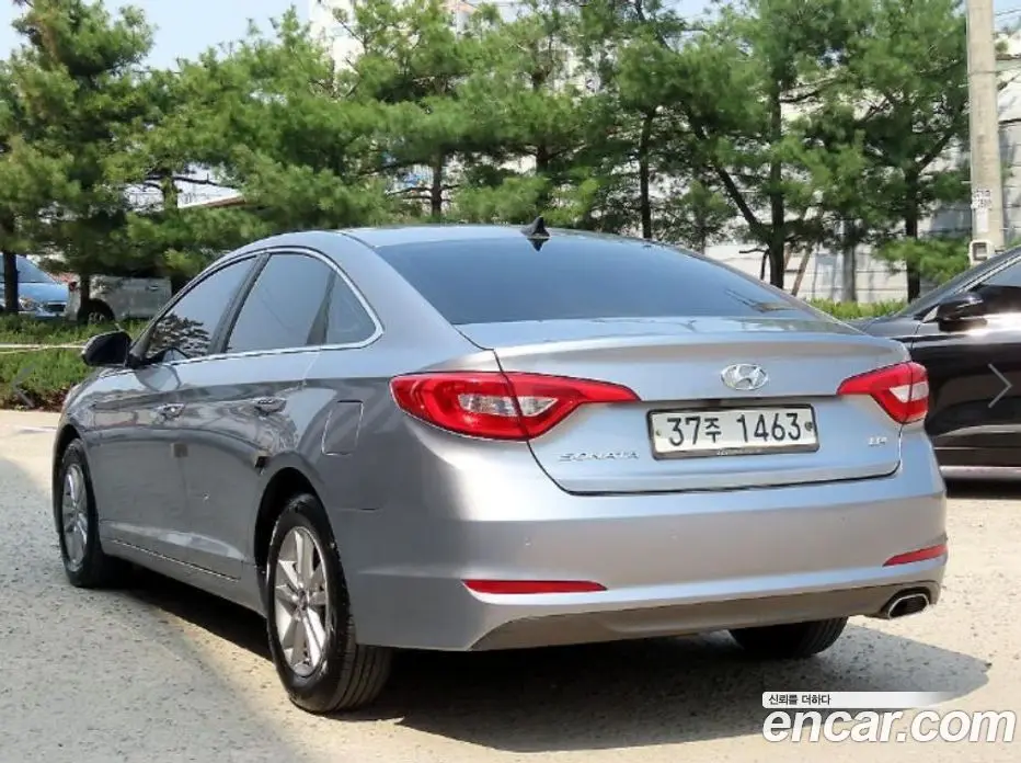 Hyundai Sonata 2014 2.0 автомат (гидро), фото 4