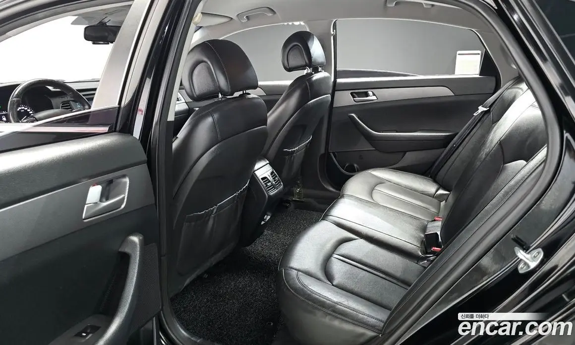Hyundai Sonata 2014 2.0 автомат (гидро), фото 11