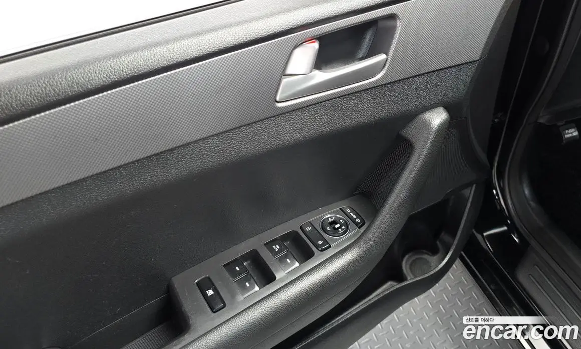 Hyundai Sonata 2014 2.0 автомат (гидро), фото 18