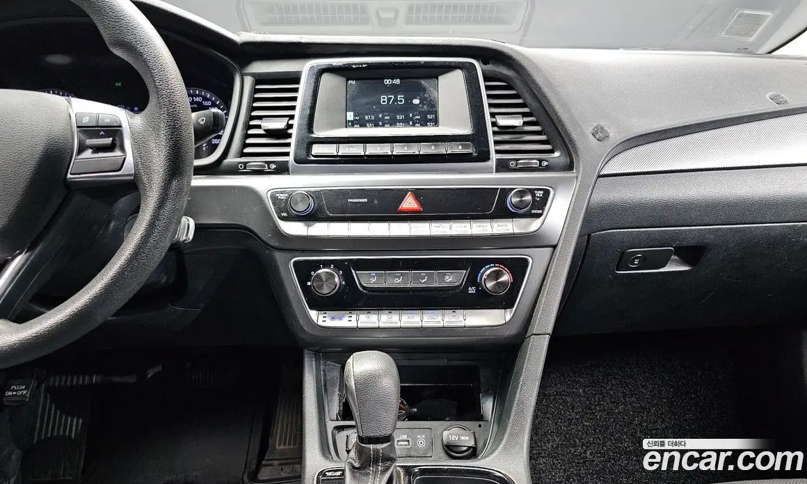 Hyundai Sonata 2017 2.0 автомат (гидро), фото 14 Hyundai Sonata 2017 2.0 автомат (гидро), фото 14
