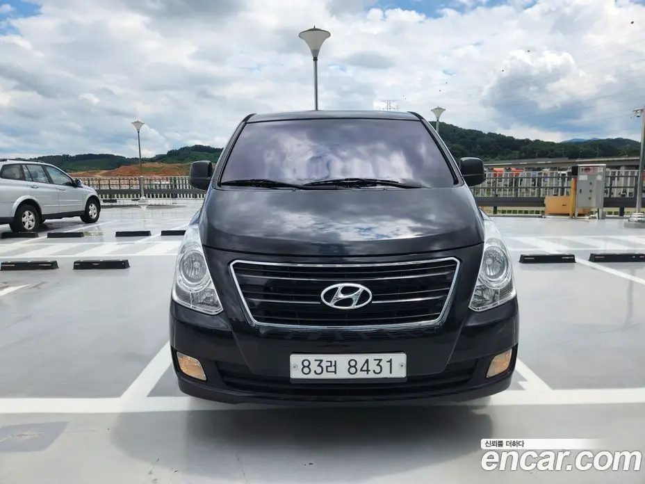 Hyundai Starex 2016 2.5 автомат (гидро), фото 2 Hyundai Starex 2016 2.5 автомат (гидро), фото 2