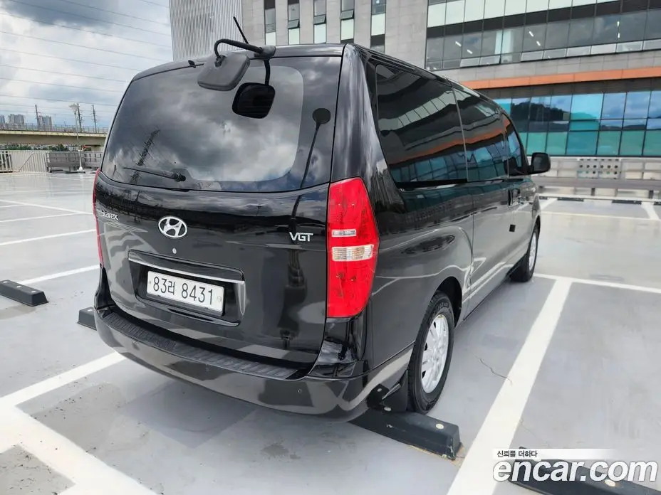 Hyundai Starex 2016 2.5 автомат (гидро), фото 4 Hyundai Starex 2016 2.5 автомат (гидро), фото 4