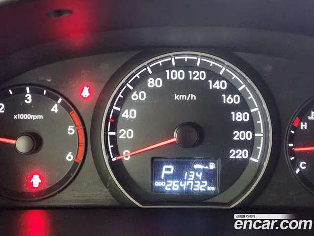 Hyundai Starex 2016 2.5 автомат (гидро), миниатюра 10 Hyundai Starex 2016 2.5 автомат (гидро), миниатюра 10