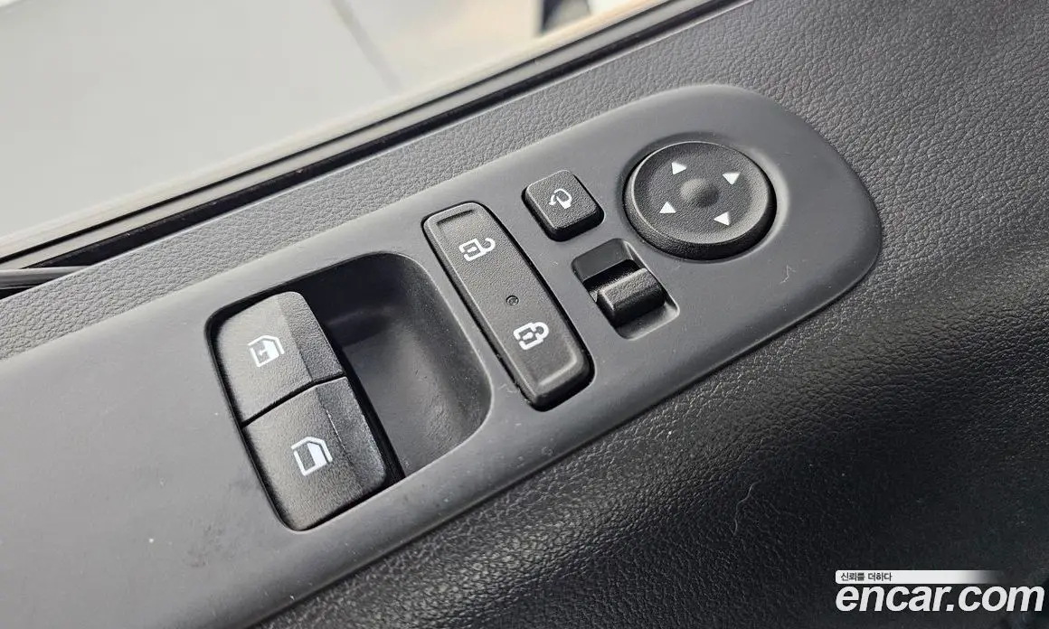 Hyundai Staria 2021 2.2 автомат (гидро), фото 20
